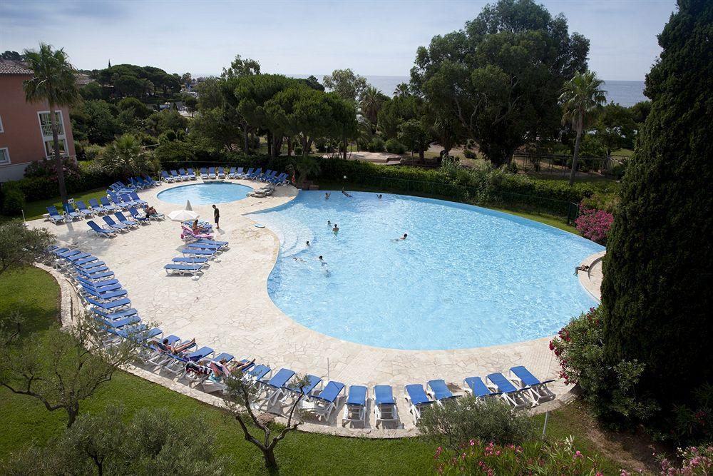 Pierre & Vacances Residence Les Rivages Des Issambres เลอิสซ็องเบรอ ภายนอก รูปภาพ