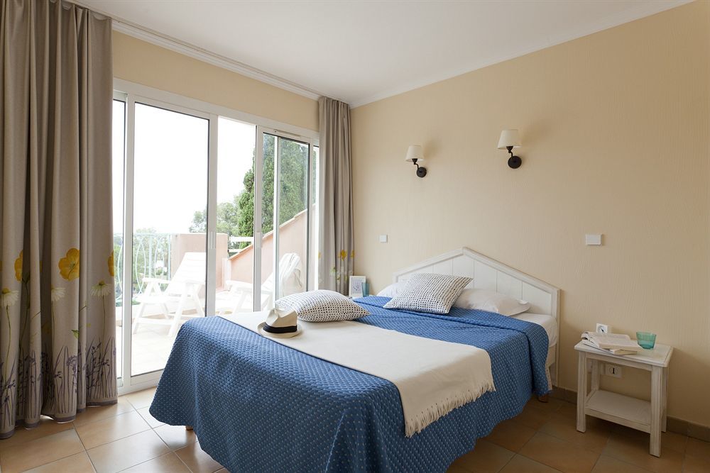 Pierre & Vacances Residence Les Rivages Des Issambres เลอิสซ็องเบรอ ภายนอก รูปภาพ